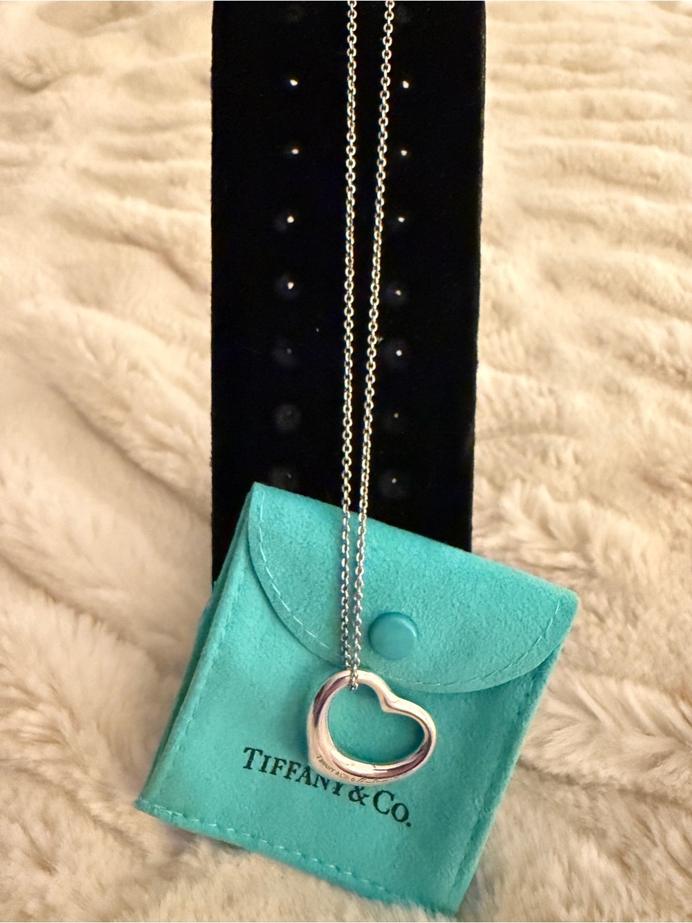 Tiffany & Co. Silver Open Heart Pendant Necklace | Medium